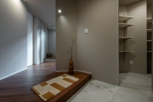 土間玄関と土間収納